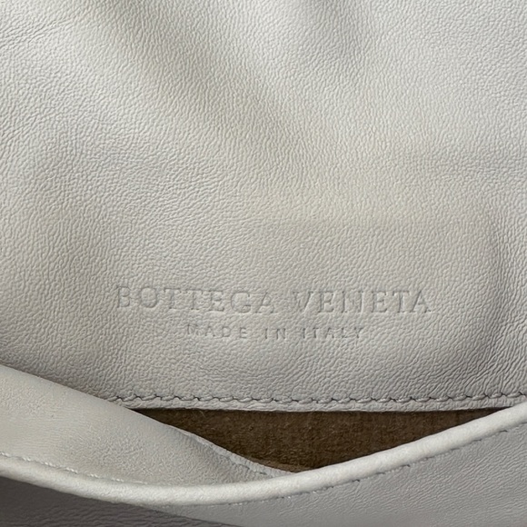 Authentic BV Nappa Intrecciato Small Chain Crossbody - Picture 9 of 13